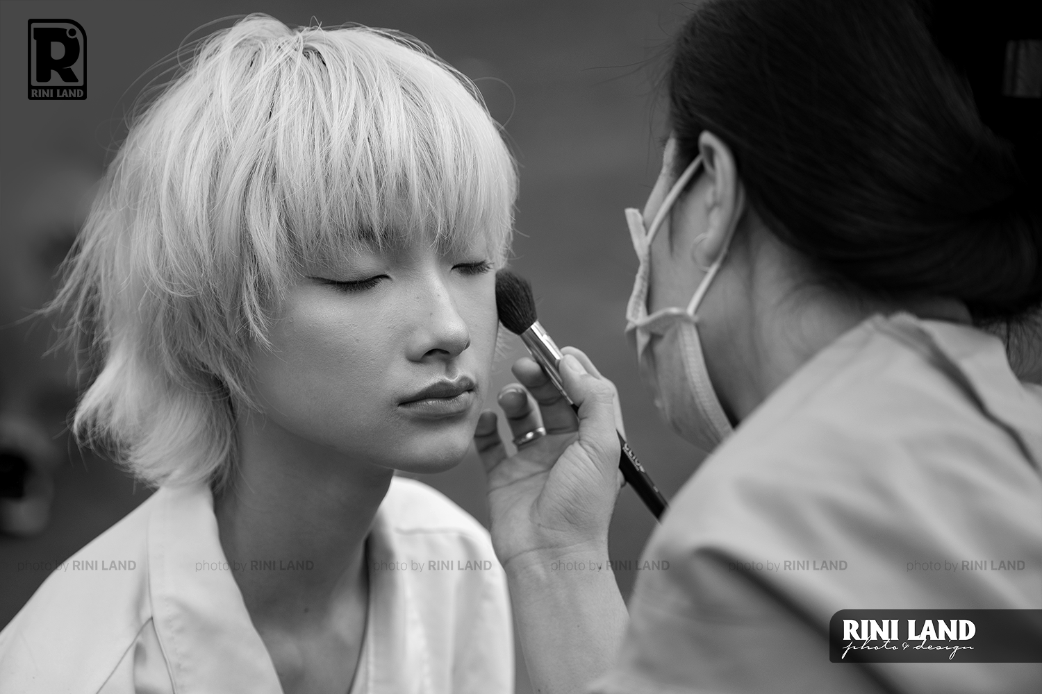 dịch vụ trang điểm riniland